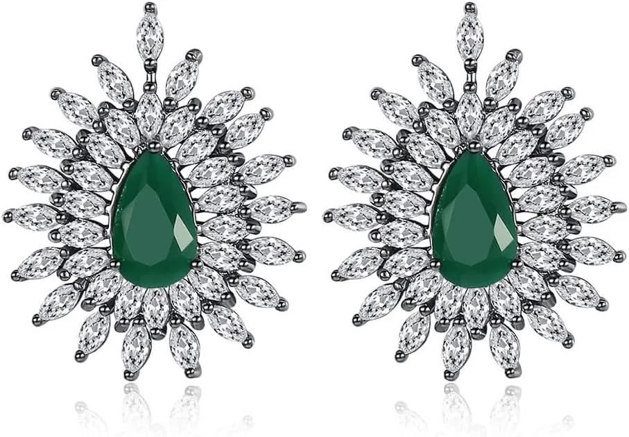 14K Gold Teardrop Shaped Emerald Studs For Women, Moissanite Halo Stud Earrings, Vintage Jewelry for Evening Party