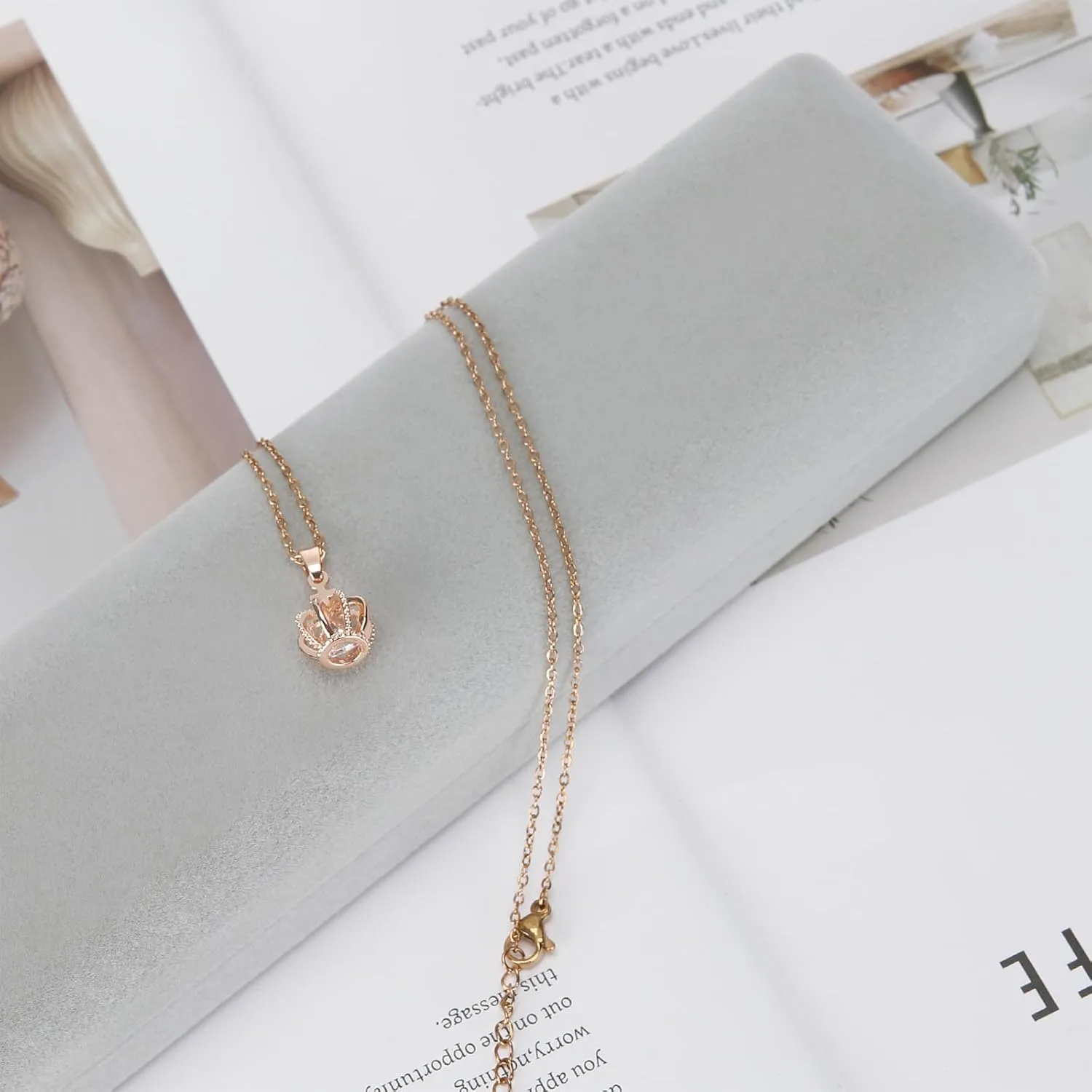 2 Pieces Metal Velvet Necklace Bracelet Gift Box, Soft Lining Bracelet Pendant Long Chain Organizer Holder Display Case for Wedding Engagement Birthday Anniversary (Grey)