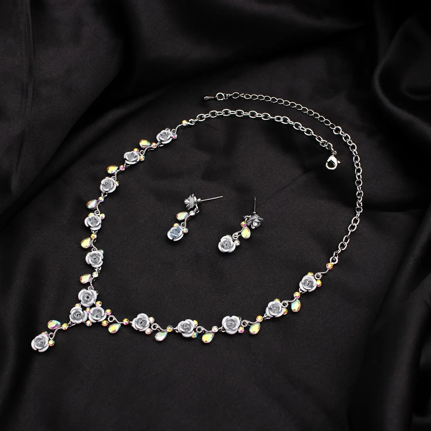 3PCS Elegant Leaf Cluster Flower Austrian Crystal Pendant Necklace Earring Bracelet Wedding Bridal Jewelry Set for Women
