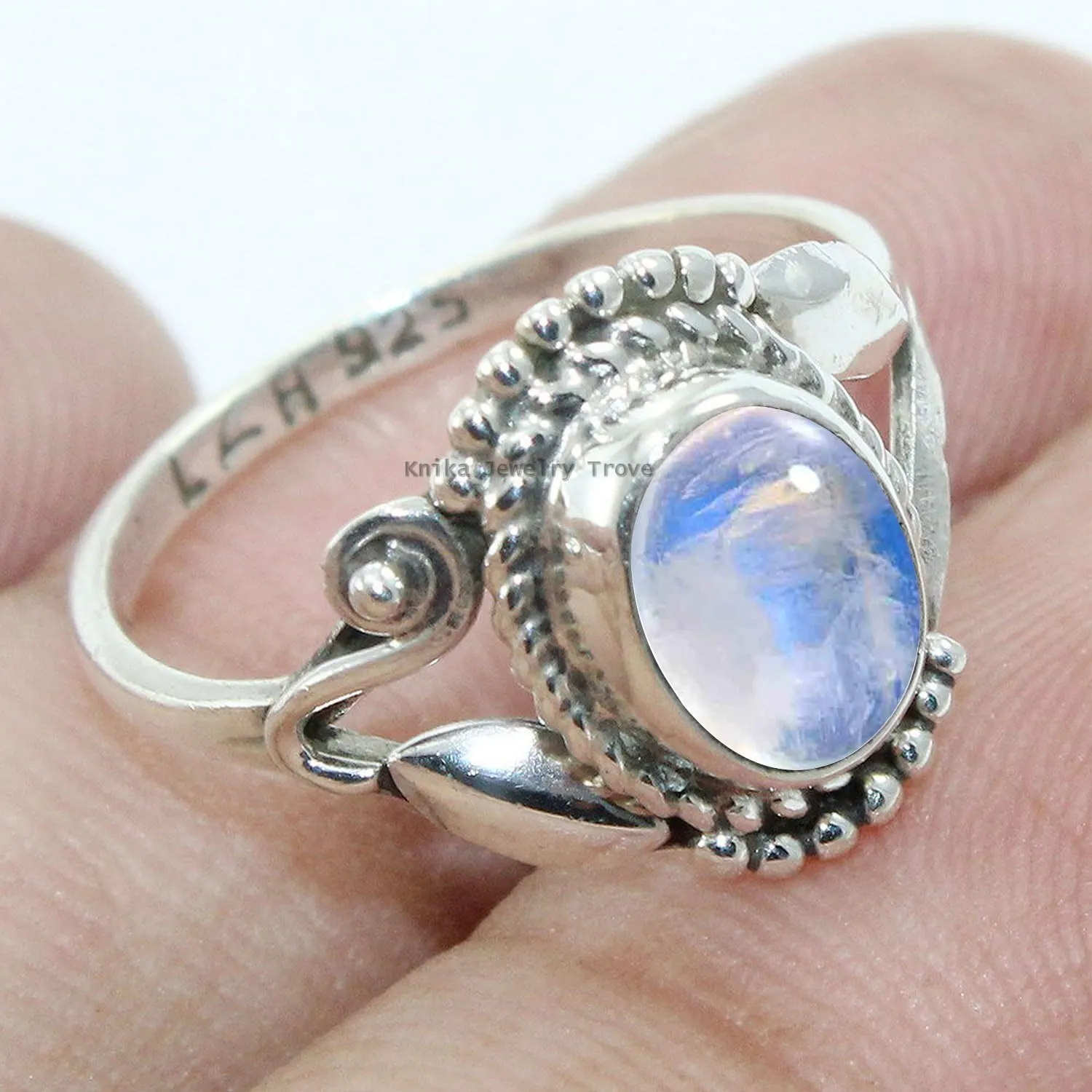 925 Sterling Silver, Bezel Ring, Pinky Ring, Statement Ring, Fine Jewelry, Birthday Gift, Mother's Day Gift (US Ring size 7, Moonstone)