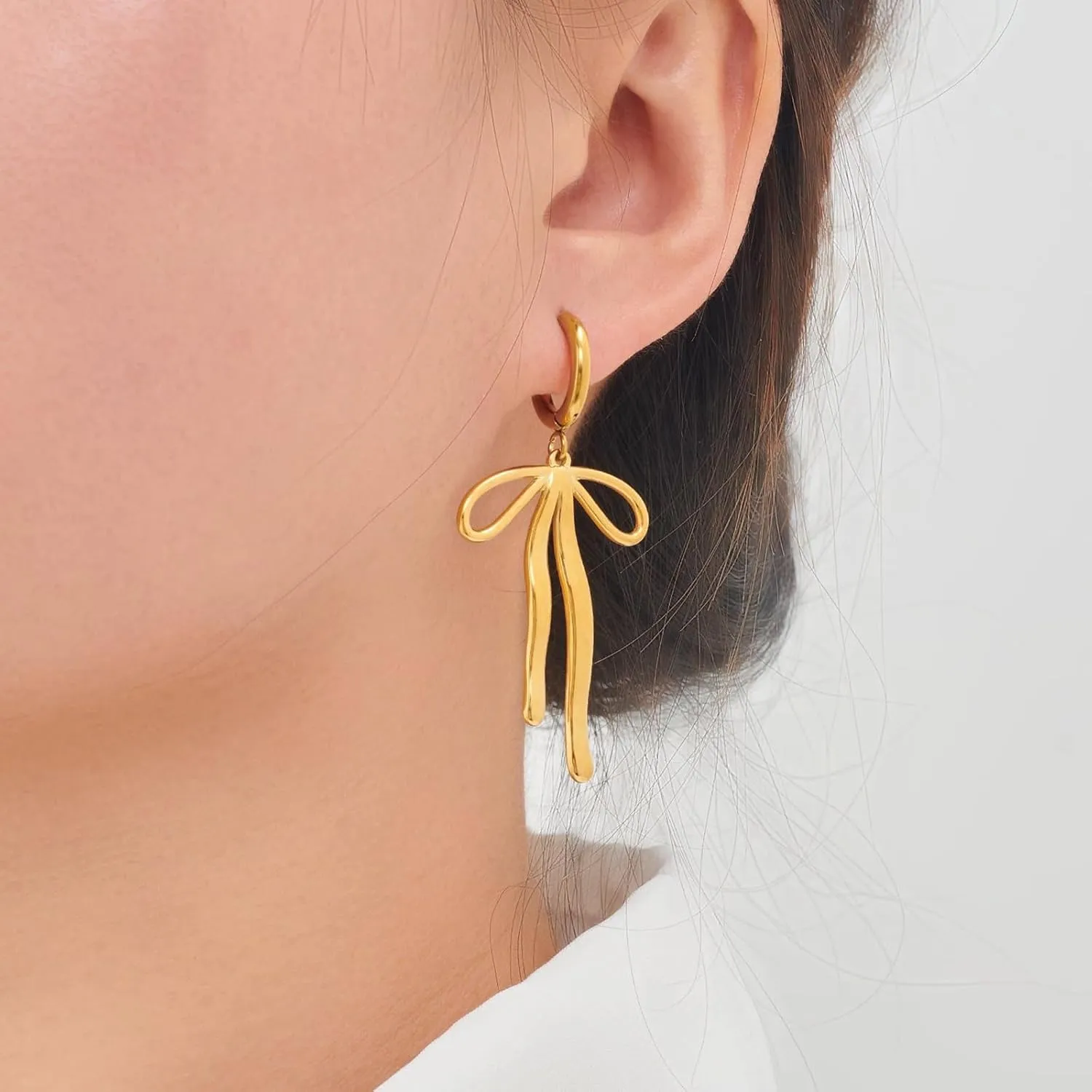 Bow Hoop Earrings for Women Gold Bow Earrings Bowknot Dangle Earrings Trendy Bow Huggie Hoop Earrings Classy Gold Ribbon Bow Tie Earrings Wedding Prom Party Jewelry Accessories