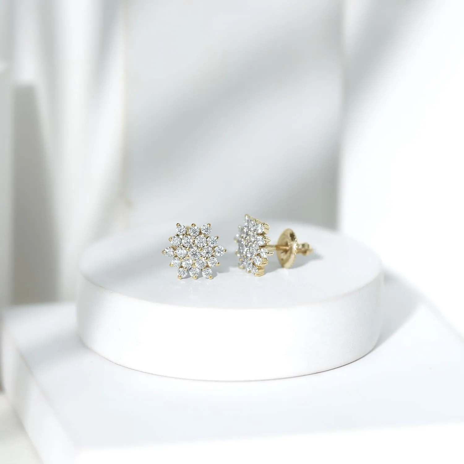Certified Lab Grown Diamond Flower Earrings, Ef-Vs Quality, Diamond Stud Earrings With Screw Back - Ready To Gift