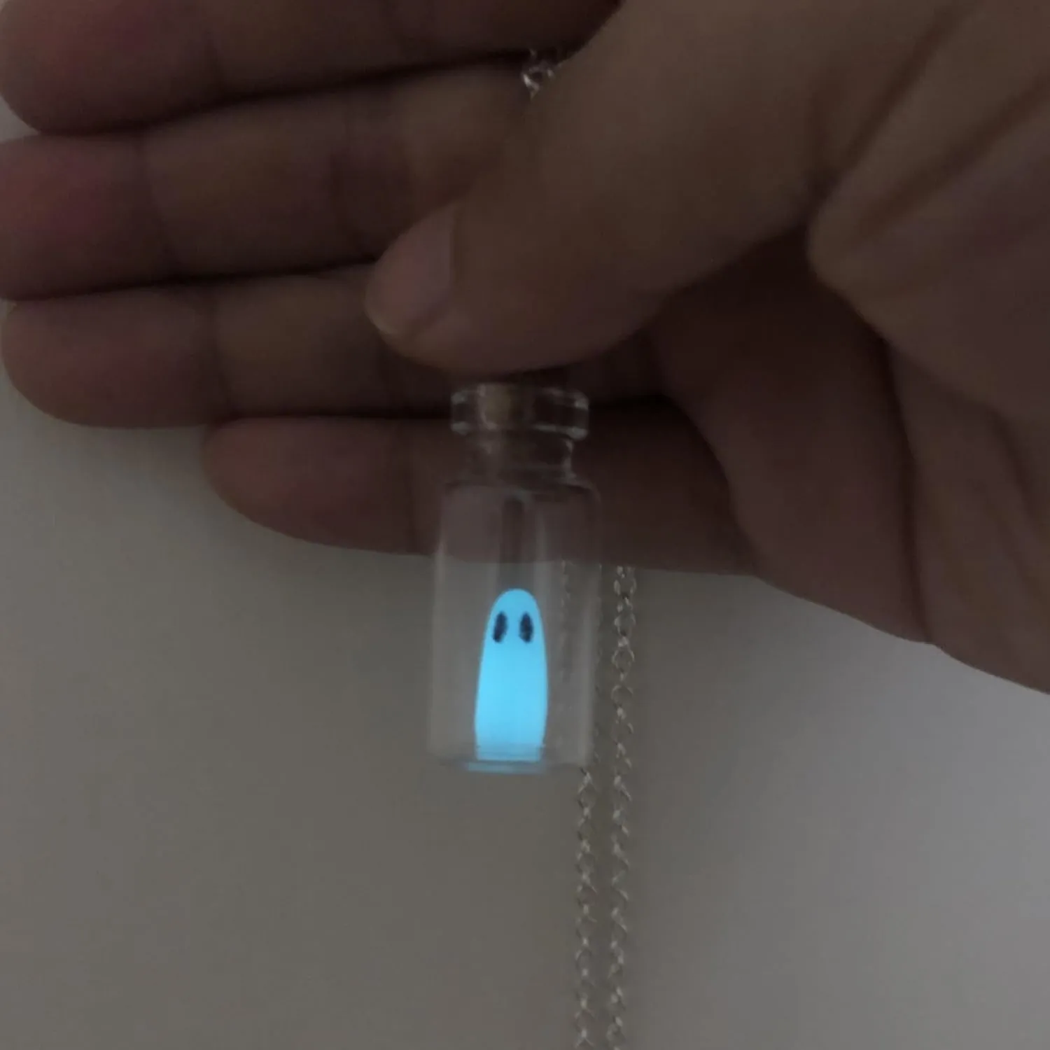 Choistily Adopt a Ghost Necklace Earrings Set Ghost in a Bottle Necklace Glow in Dark Ghost Necklace Earrings Halloween Cosplay Party Jewelry