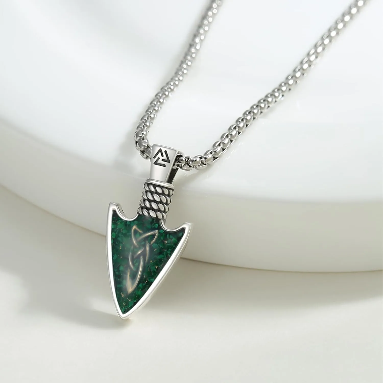 CUOKA MIRACLE Viking Arrowhead Necklaces 925 Sterling Silver Celtic Knot Arrow Necklace Gravel Spearpoint Arrowhead Arrow Pendant Necklace Birthday Jewelry Gift Viking Necklace for Men