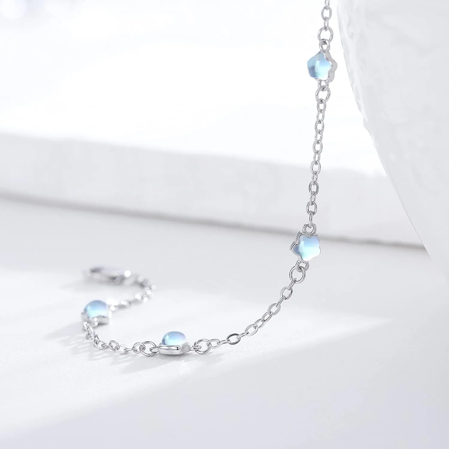 Cuoka Moonstone Bracelets 925 Sterling Silver Rainbow Round Moonstone Bracelet Moonstone Jewellery for Women Girlfriend Mom (Round, Silver)