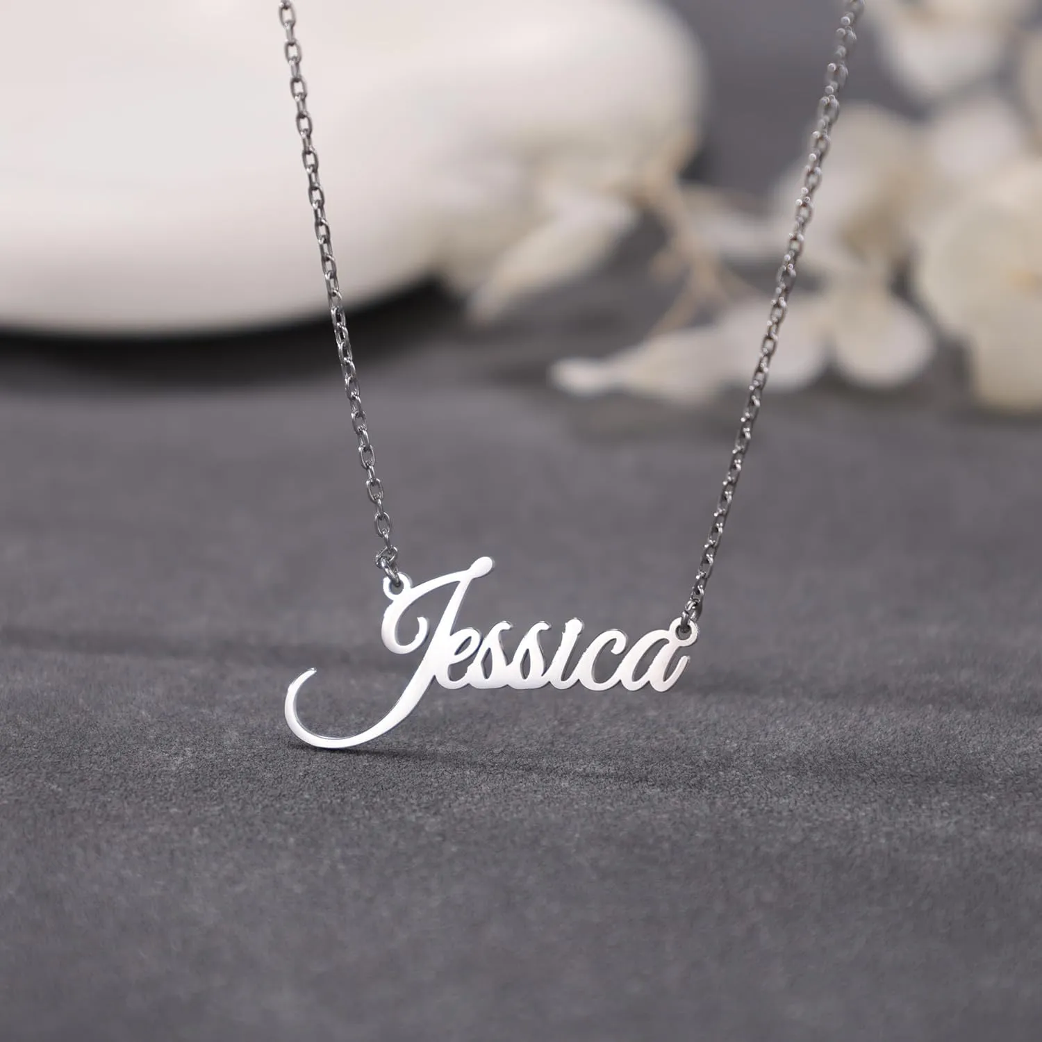 Custom Name Necklace Personalized Gifts for Women 18K Gold Plated Customized Necklaces with Name Birthday Nameplate Gifts for Her