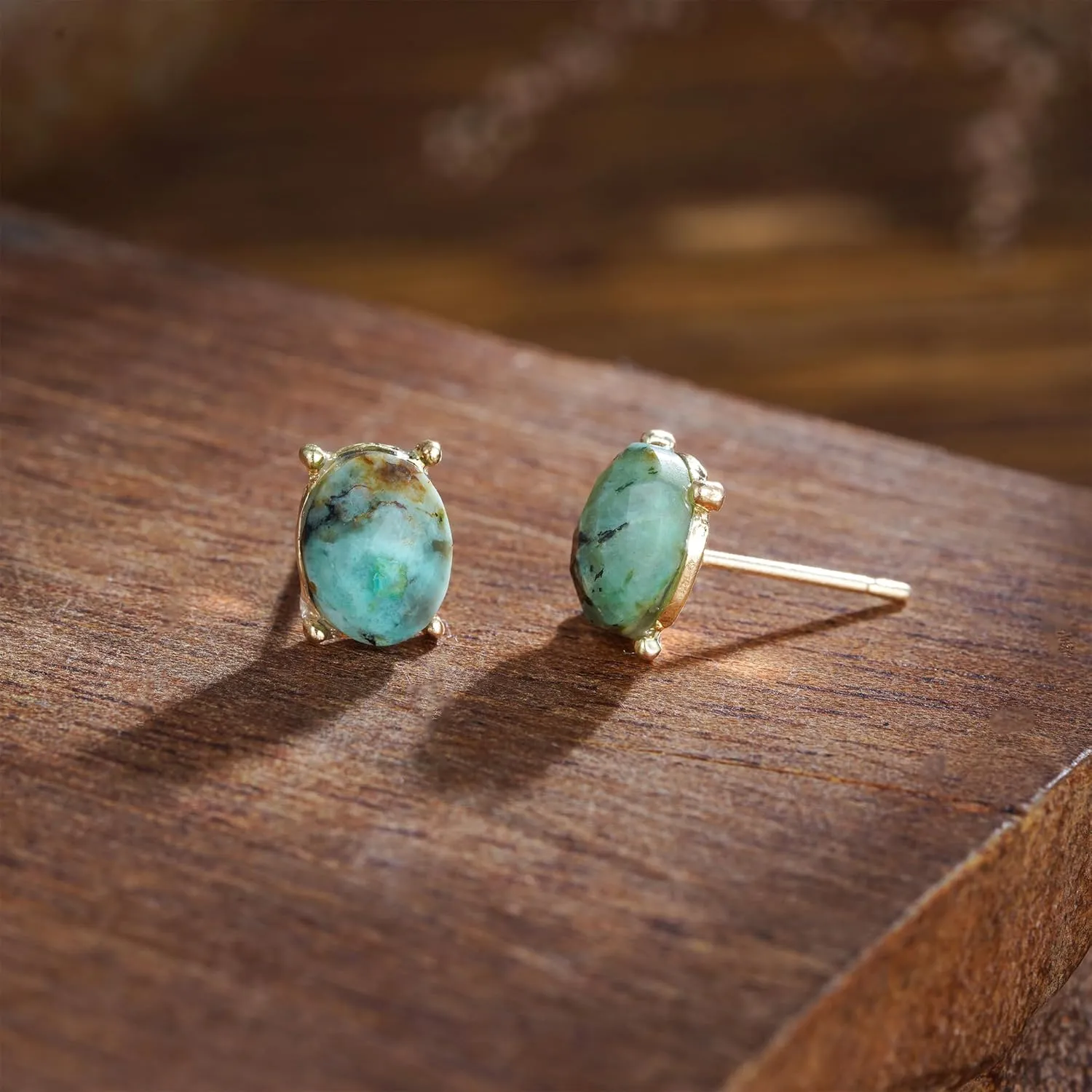 Dainty Gold Natural Stone Crystal Earrings for Women - Faceted Crystal Mystical Pentagram Stud Earrings, Healing Gemstone Gift for Birthday/Spiritual Healing