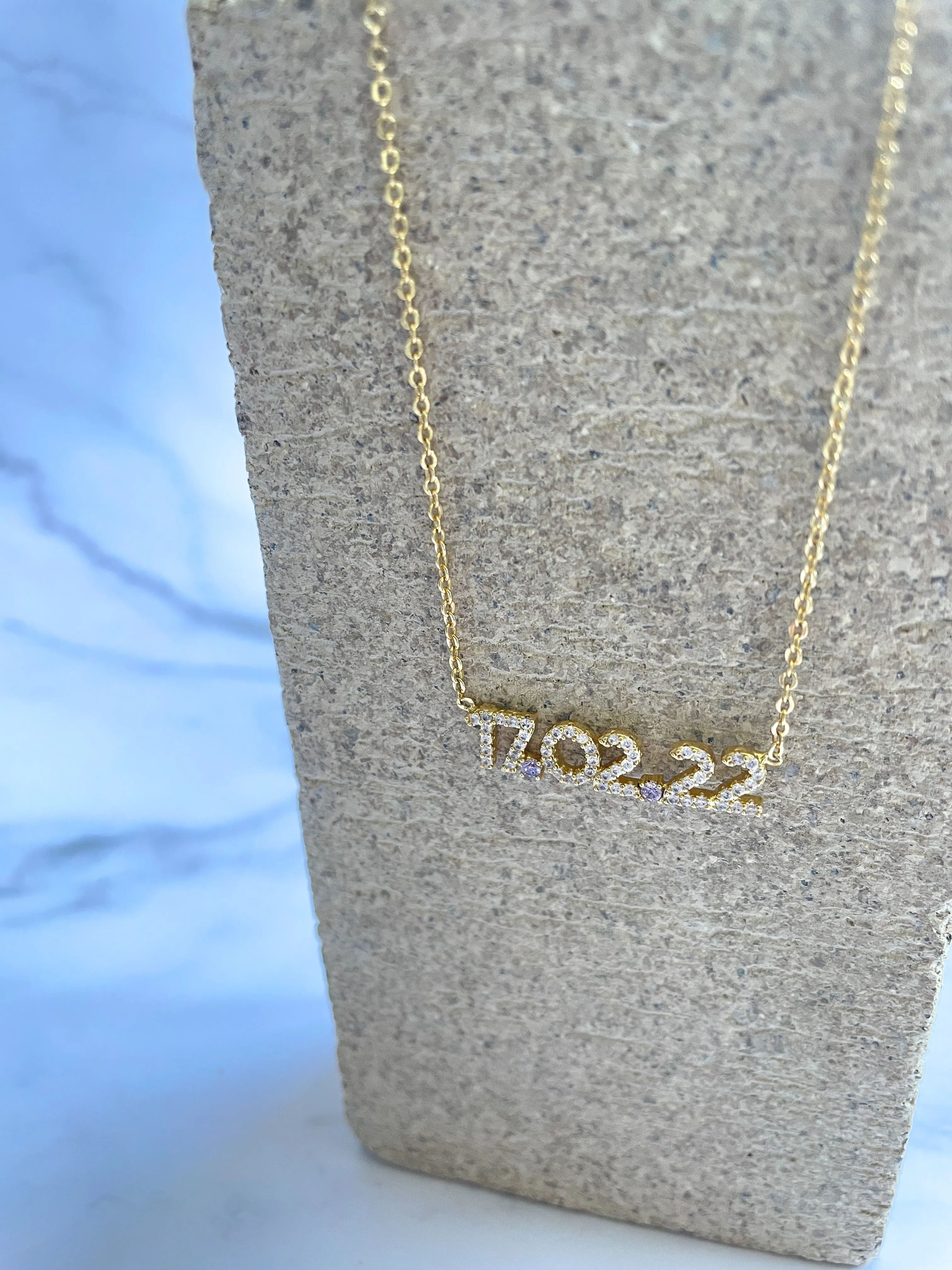 Date Zirconia Necklace