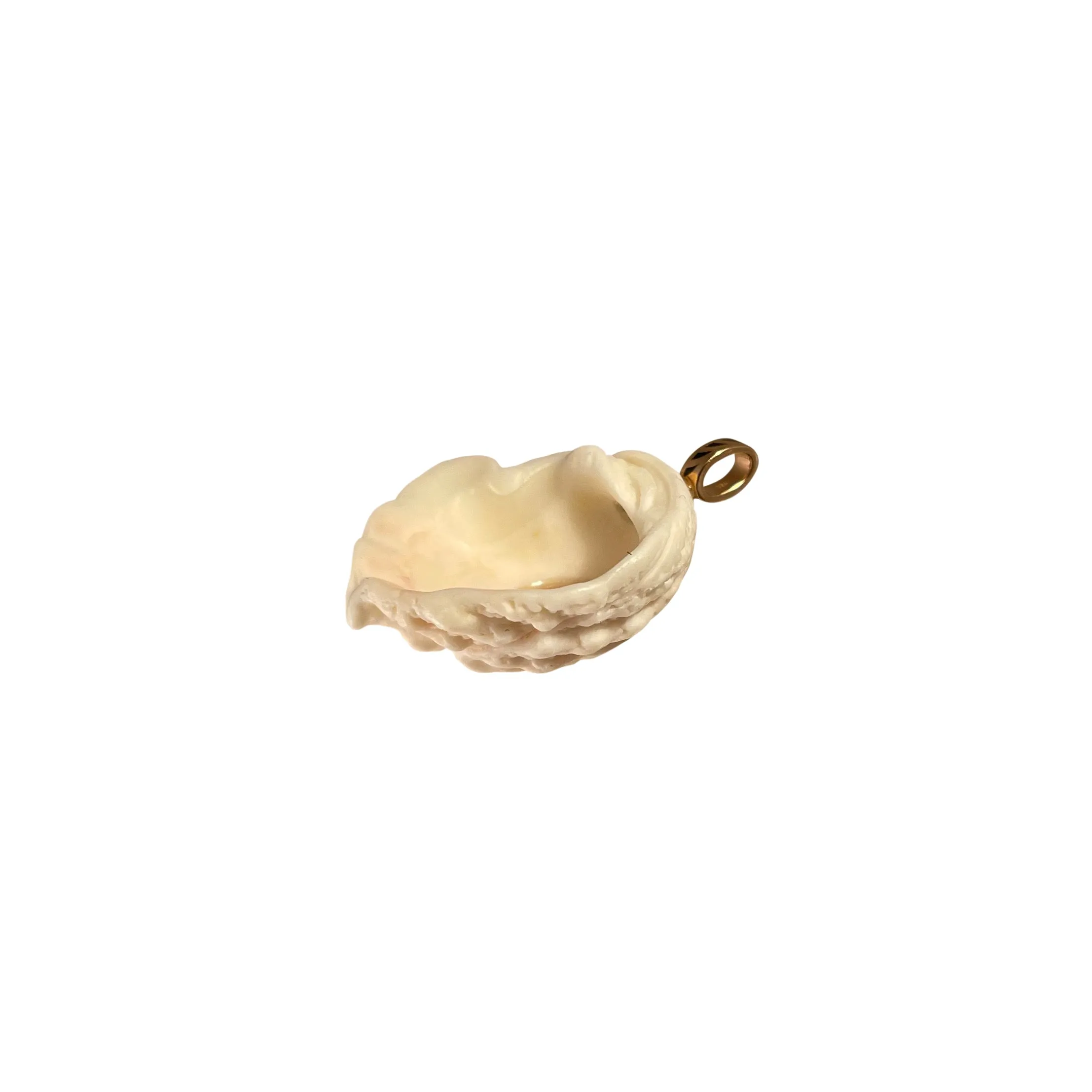 Dezso 18k Spiny Shell w/ Oval Sillimanite Pendant