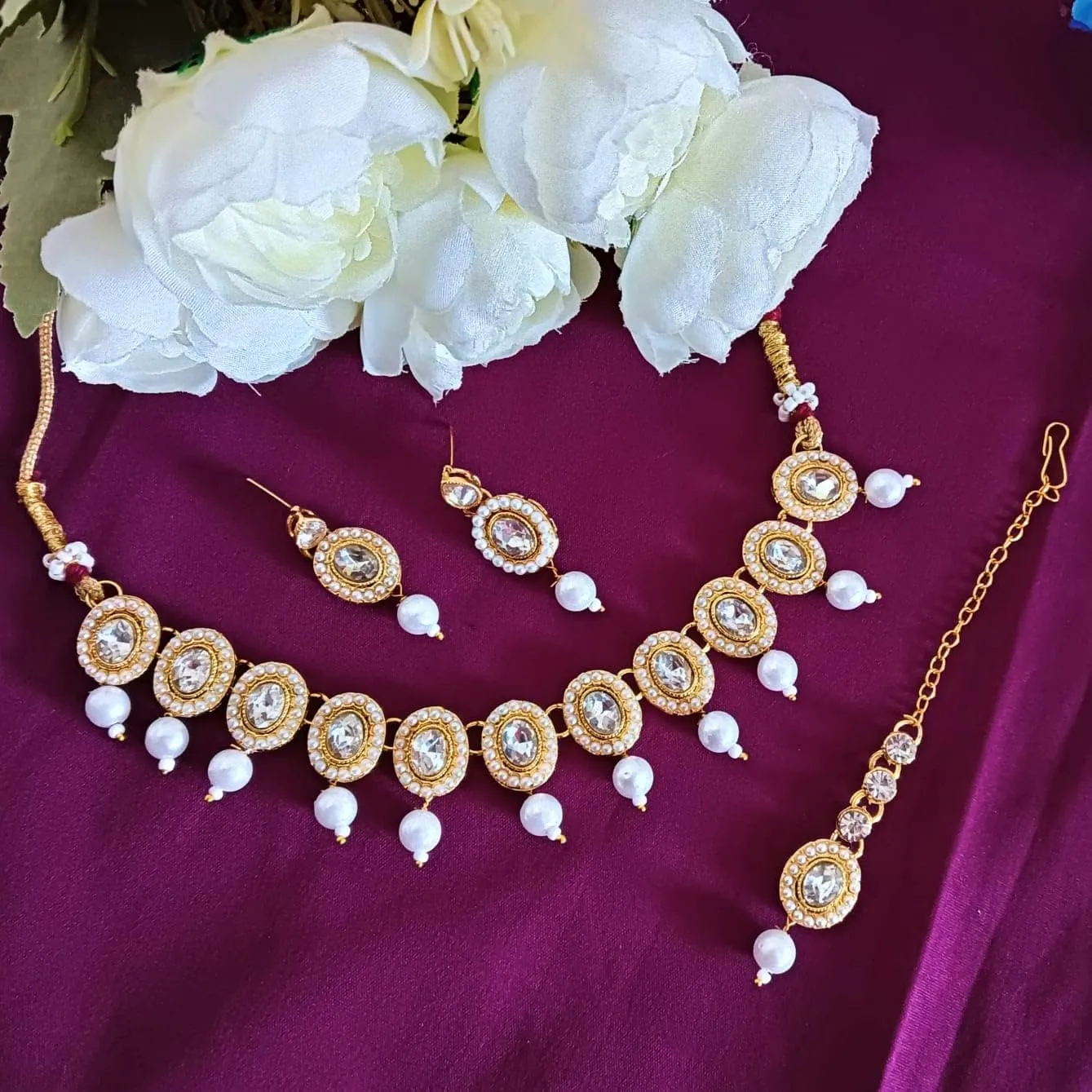Efulgenz Crystal Kundan Choker Sets for Women Indian Jewelry Crystal Faux Pearl Beads Necklace Earrings Maang Tikka Head Chain Bollywood Wedding Bridal Set Jewellery