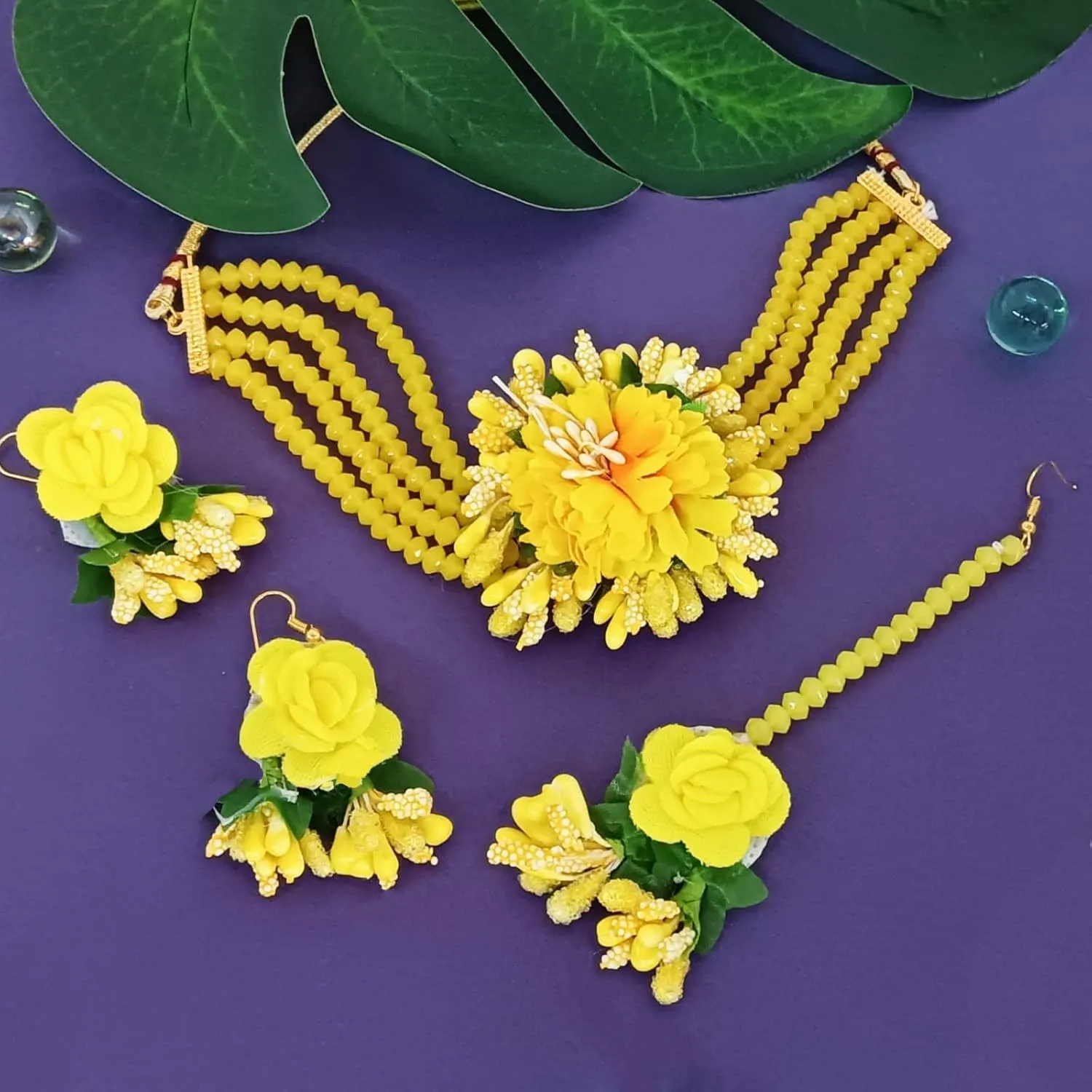 Efulgenz Indian Haldi Jewelry Set Beaded Faux Pearl Flower Jewelry Set Choker Necklace Earrings Maang Tikka Floral Handmade Jewelry for Women Wedding Bridal Haldi Mehandi Jewelry