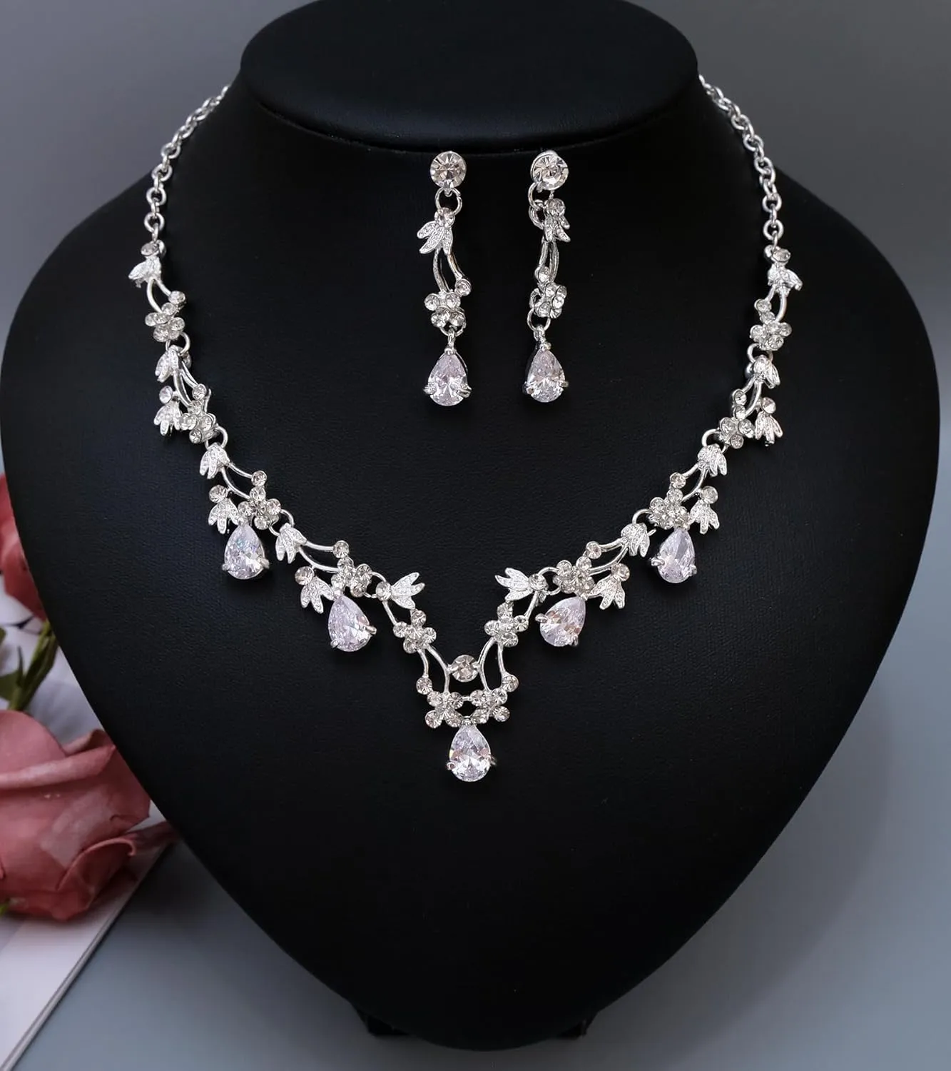 Elegant Wedding Bridal Costume Jewelry Sets Austrian Crystal Statement Necklace Dangle Earrings Set for Brides Bridesmaids