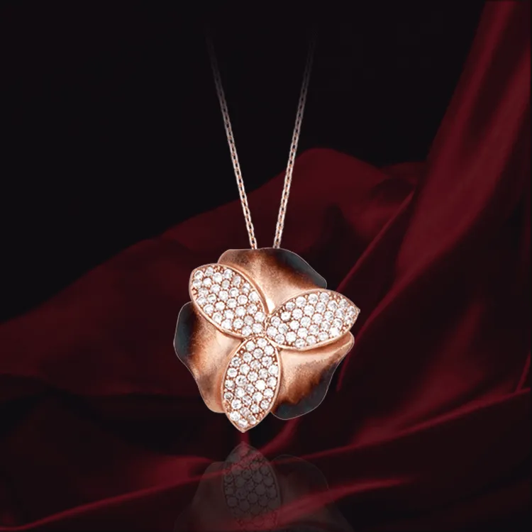 Ember Tri-Petal Buttercup Pendant
