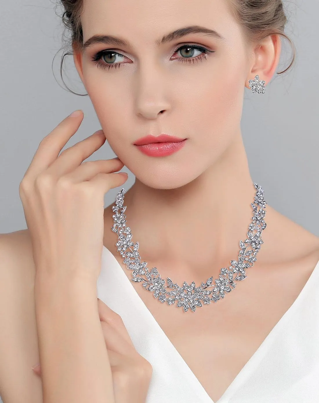 EVER FAITH Bridal Austrian Crystal Jewelry Set, Elegant Cluster Flower Leaf Necklace Earrings Set for Women