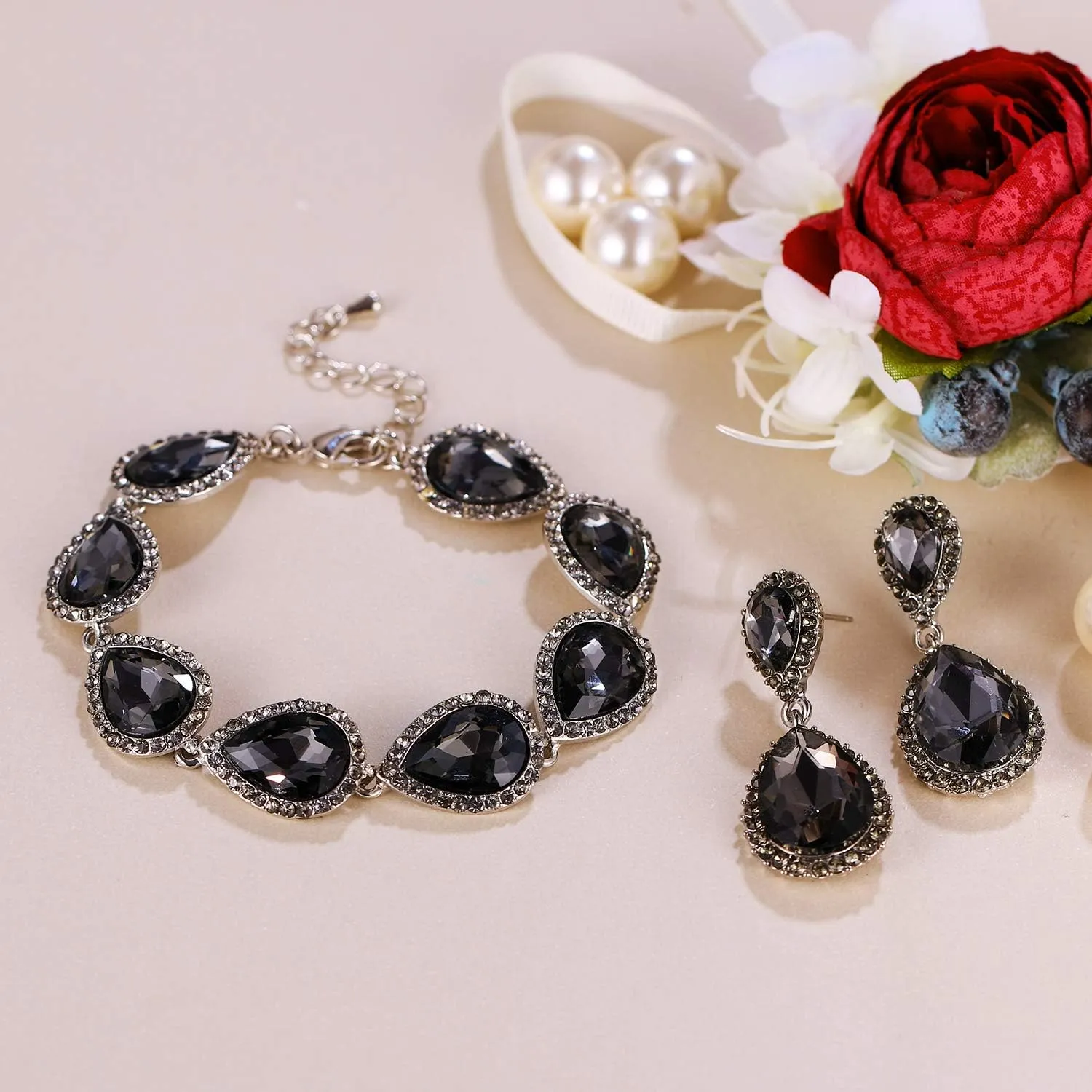 EVER FAITH Sparkly Crystal Elegant Bridal Prom Pear Shaped Drop Pierced Earrings Bracelet Set