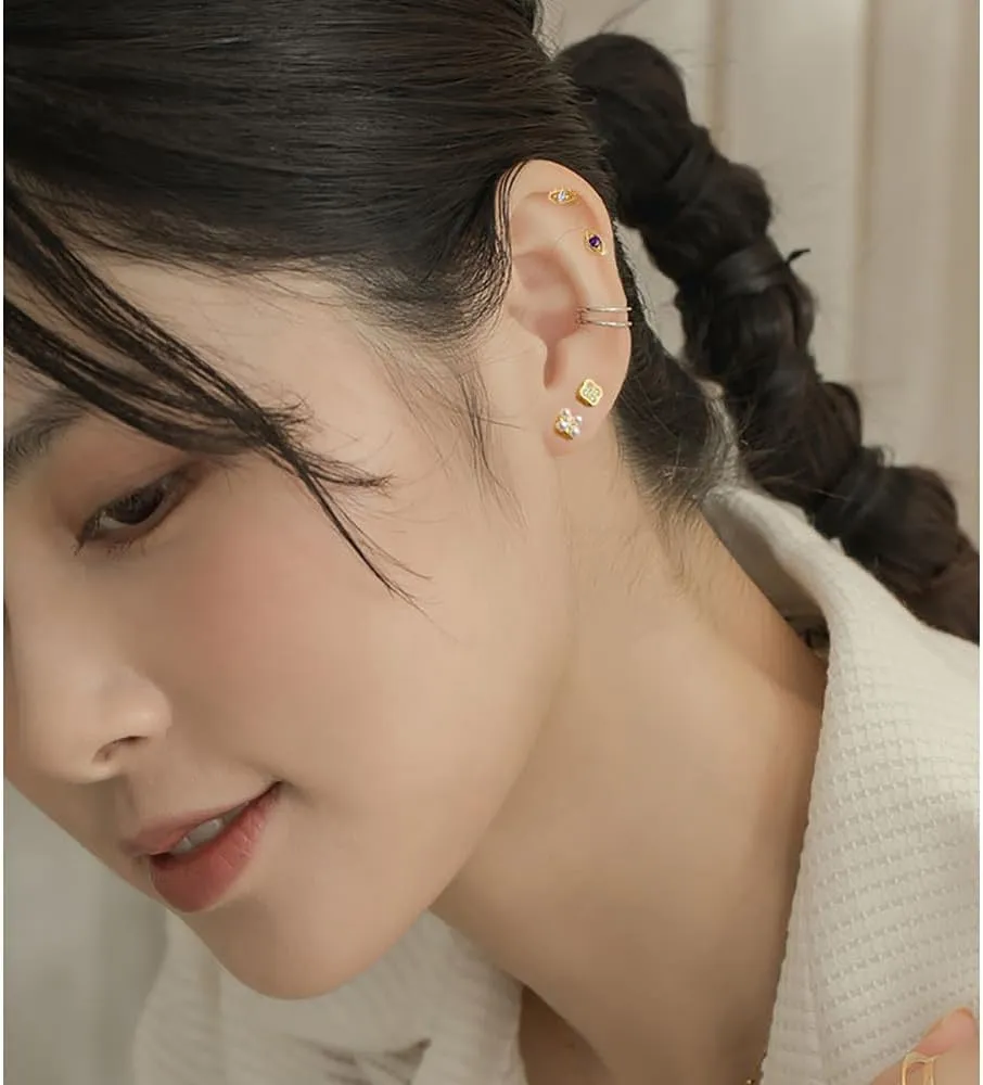 Four Leaf Clover Pearl Stud Earrings for Women Small S925 Sterling Silver Cartilage Conch Helix Tragus Piercing Jewelry Dainty Screw Back Earrings Studs Fashion Ear Jewelry