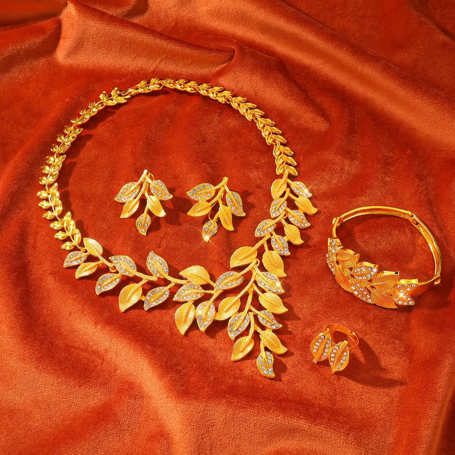 Gold Necklace Jewelry Set Dubai Gold Bracelet Earrings Ring Accessories Bridal Jewelry Set for Women Wedding