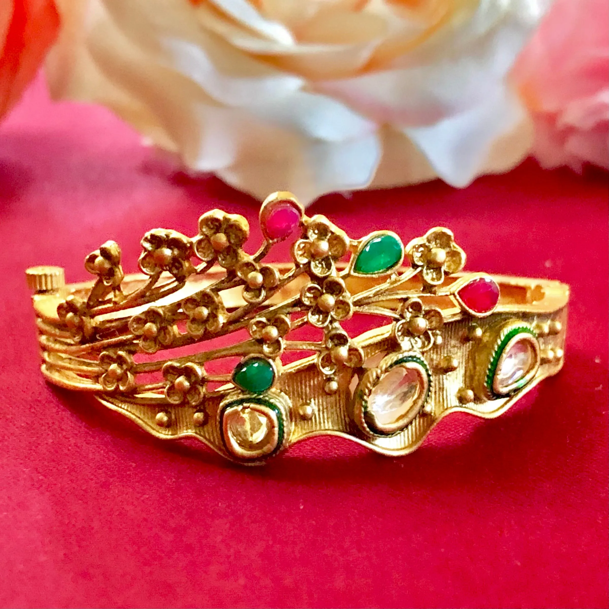 Gold Plated Openable Semi-Precious Stones Bracelet (Design 45)