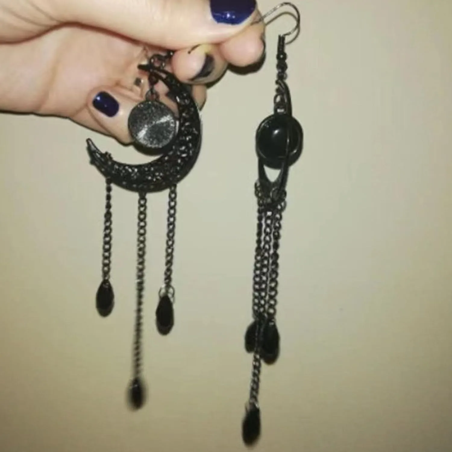 Goth Witch Moon Crystal Necklace - Black Vintage Crescent Necklace - Punk Style Gothic Jewelry Gift for Women