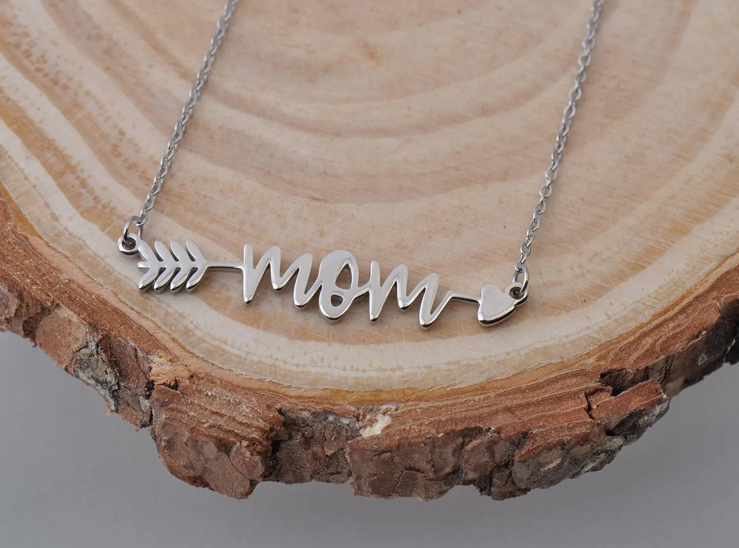 HUAN XUN Personalized Customized Custom Name Initial Necklace Monogrammed Words Girl's Jewelry