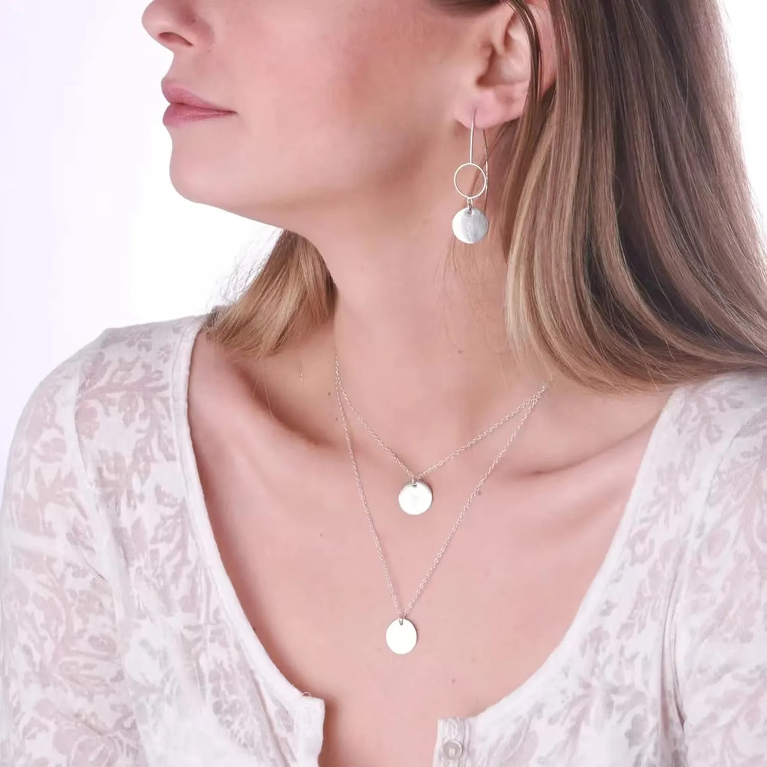itianxi Dainty Bar Necklace for Women,Gold/Silver Cute Delicate Disc Necklcace,Trendy Elegant Dot Fashion Necklace