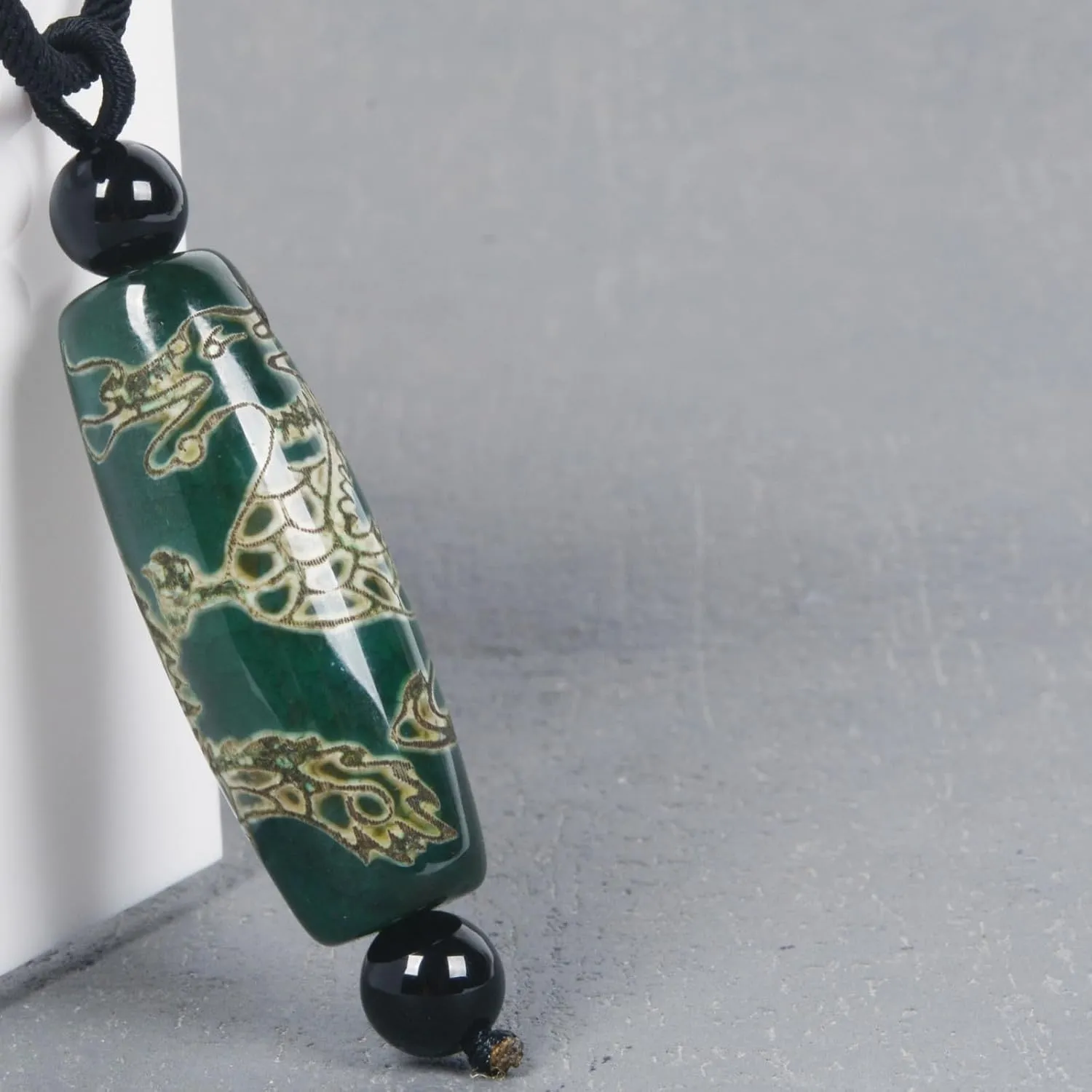 Justinstones 40mm Healing Tibetan Agate Evil Eye Cylinder Tube Dzi Drum Pendant Bead Jewelry Necklace 22 Inch