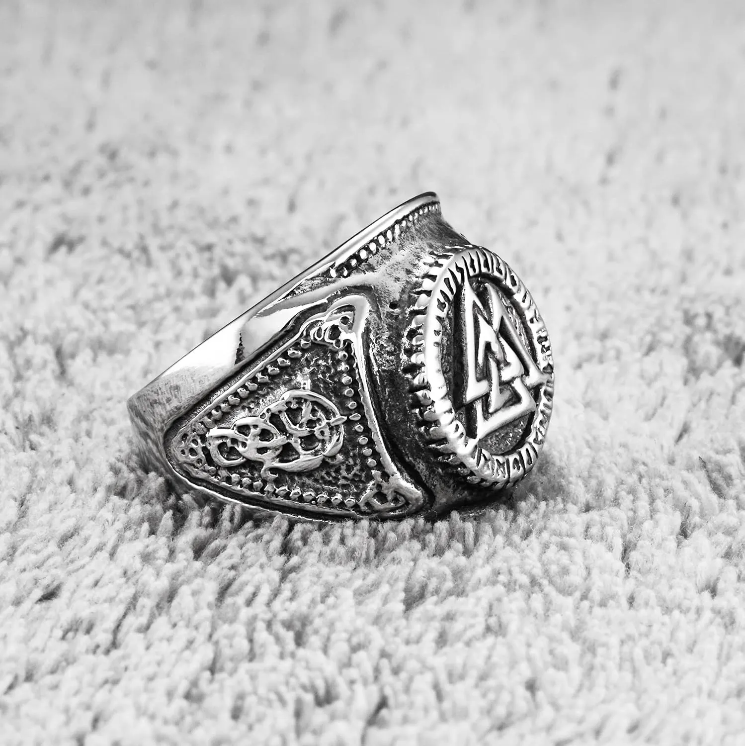 Odin Valknut Ring Viking Rune Letter Circle Stainless Steel Norse Pagan Ring for Men Women Jewelry