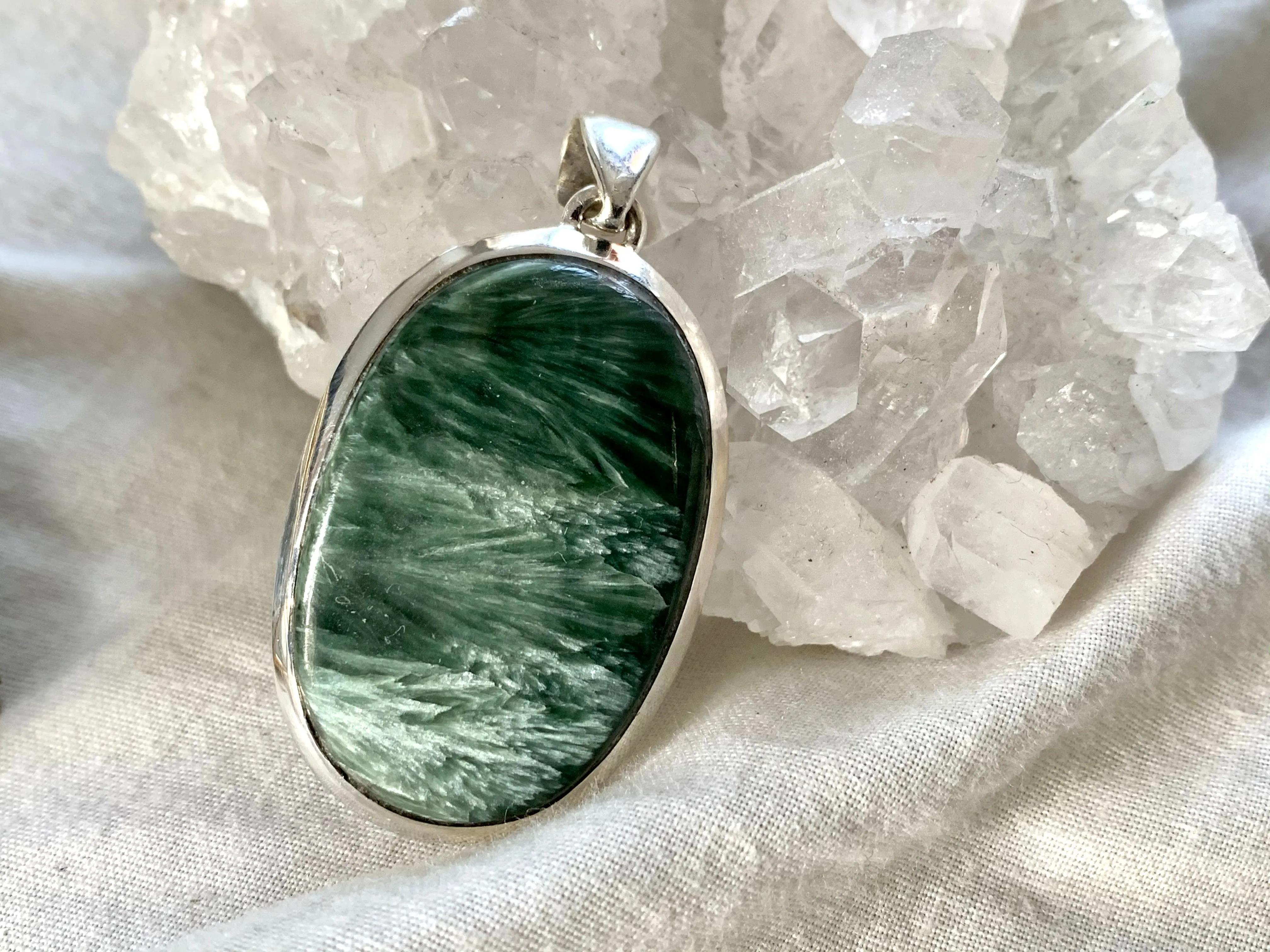 Seraphinite Ariel Pendant - Large Oval
