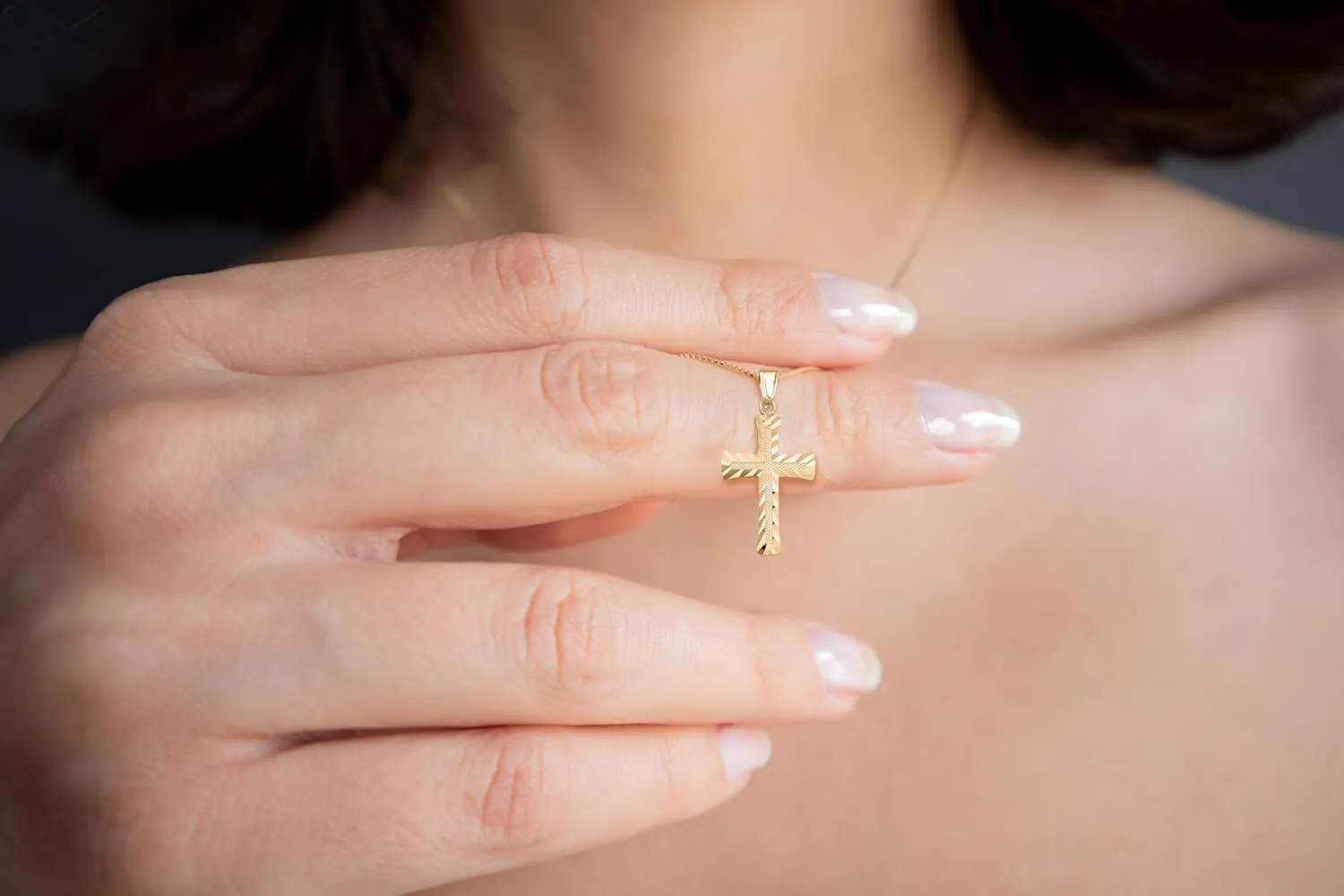 Solid 10K/14K Gold Cross Pendant with Diamond-Cut Finish, Elegant Religious Symbol, Spiritual Jewelry Accessory