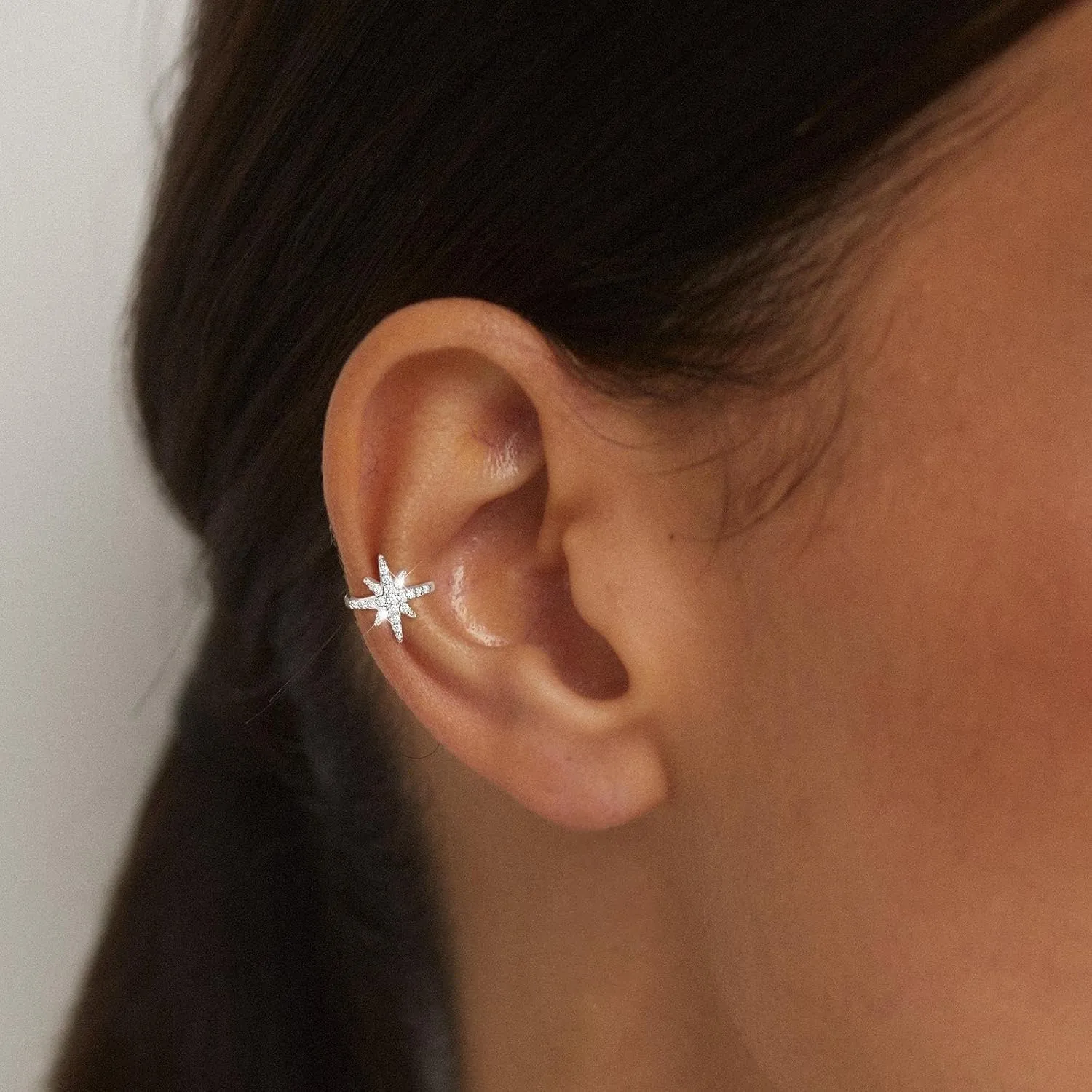 Star Ear Cuff Earrings for Women, Dainty Gold/Sliver Ear Cuffs Non Piercing Tiny Cartilage Cuff Earring Boho Trendy Northstar Starburst Ear Cuff Set Jewelry Gift for Women