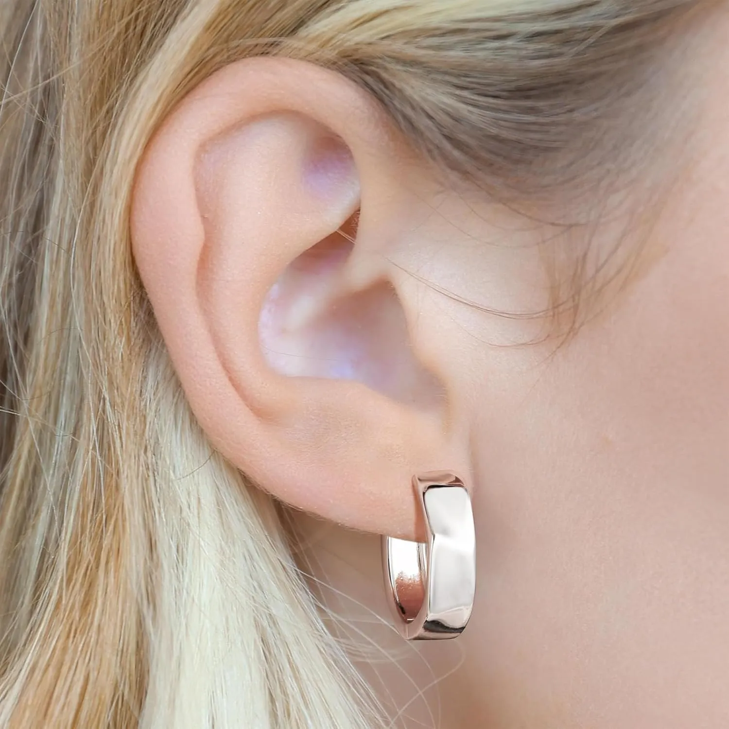 Sterling Silver Hoop Earrings for Women Small Chunky Silver and 14K Gold Plated Earrings for Women Trendy Hoop Earrings Silver Hypoallergenic Oval Earrings Thick Huggie Hoops Earring for Jewelry Gifts