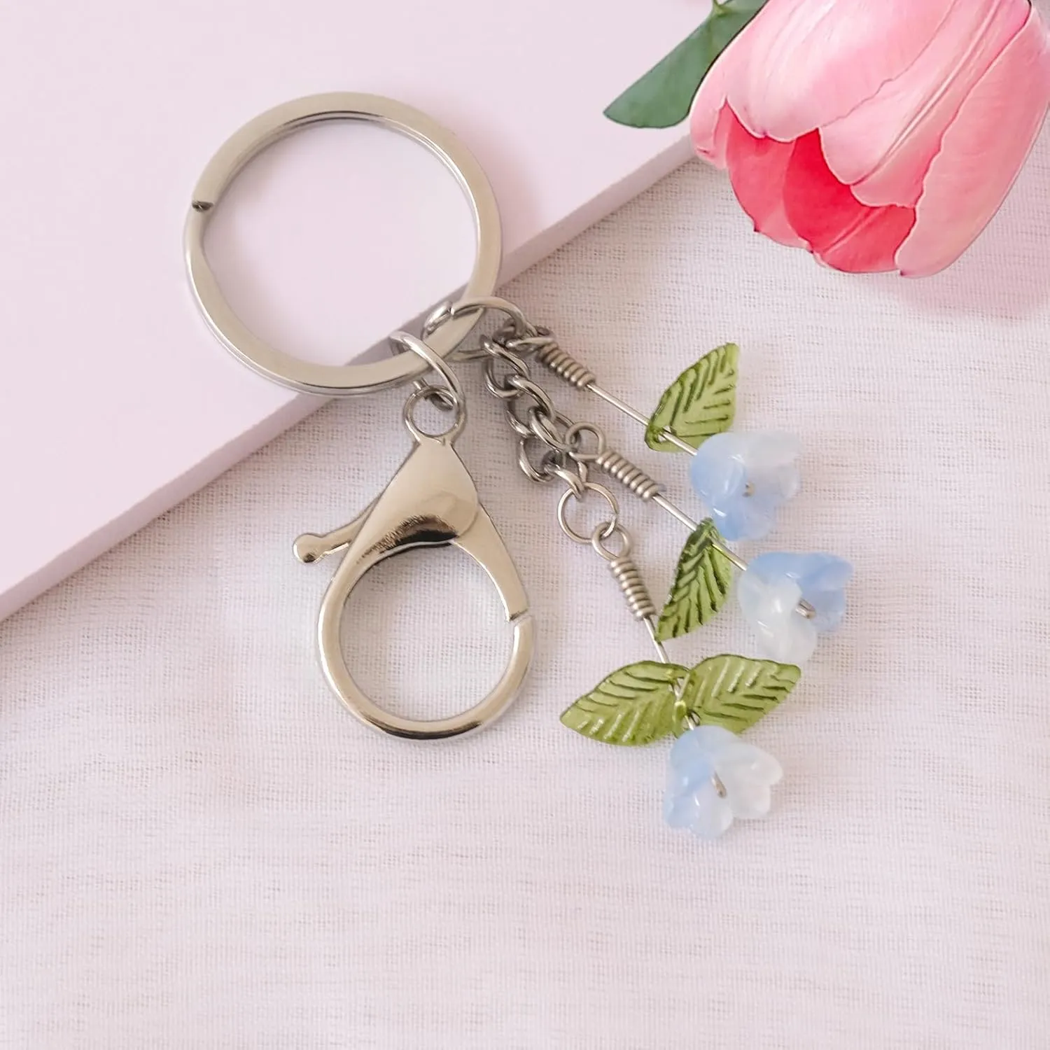 Trailing Tulip Flower Keychains for Women-Handmade,Bag Charm,Purse Charm,Elegant Gifts for Women/Mom/Her