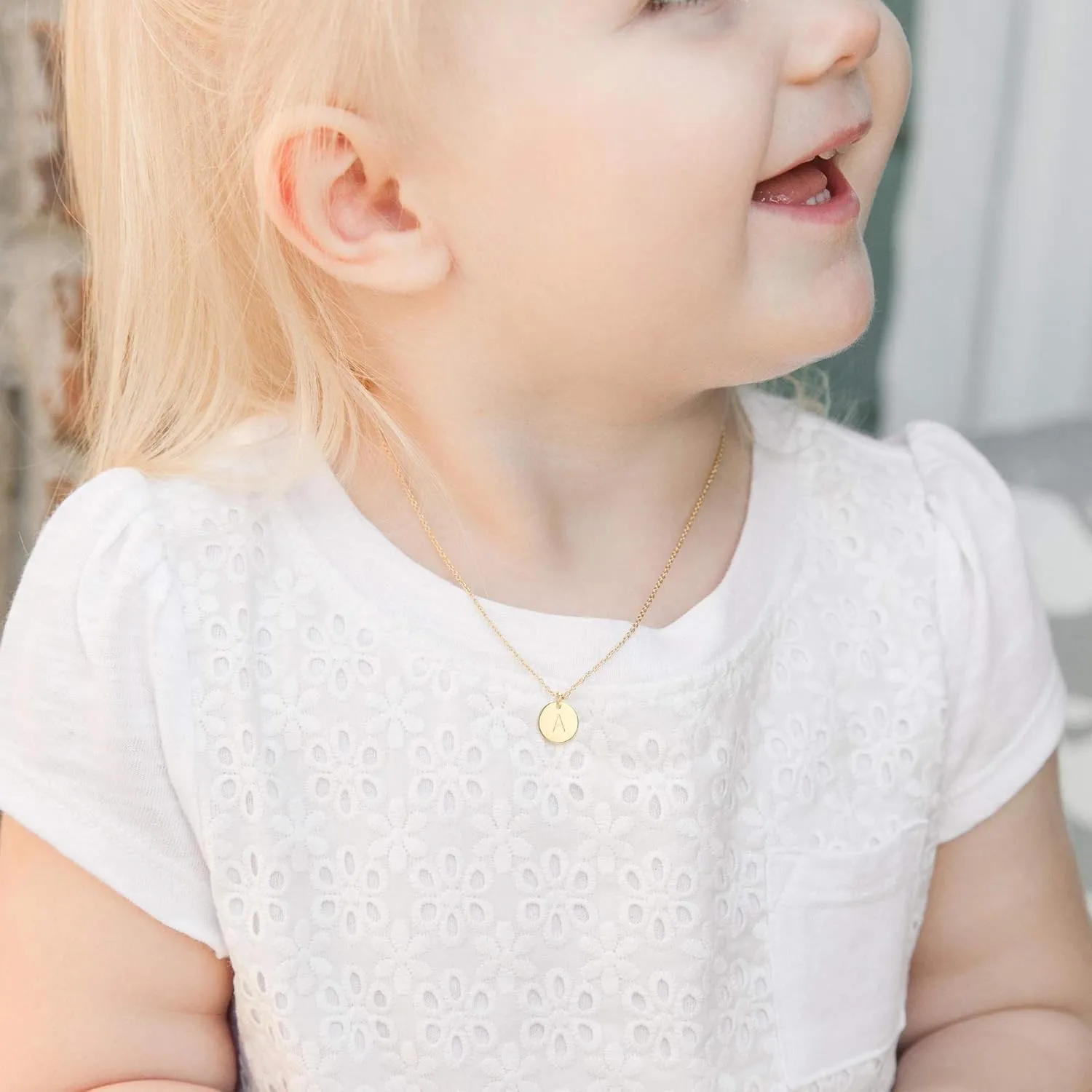 Valloey Rover Initial Necklaces for Women 14K Gold Plated Dainty Letter Necklce Round Coin Disc Pendant Double Side Engraved A-Z Necklace Personalized Jewelry Gift for Women