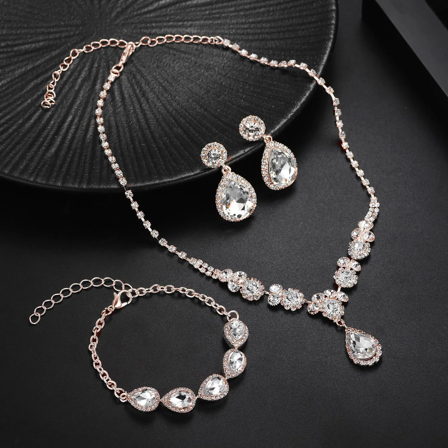 Wedding Jewelry Sets for Brides Rhinestone Jewelry Set for Women Silver Bridesmaid Jewelry Set Silver Prom Jewelry Crystal Rhinestone Necklace for Women Bride Necklace for Wedding Day