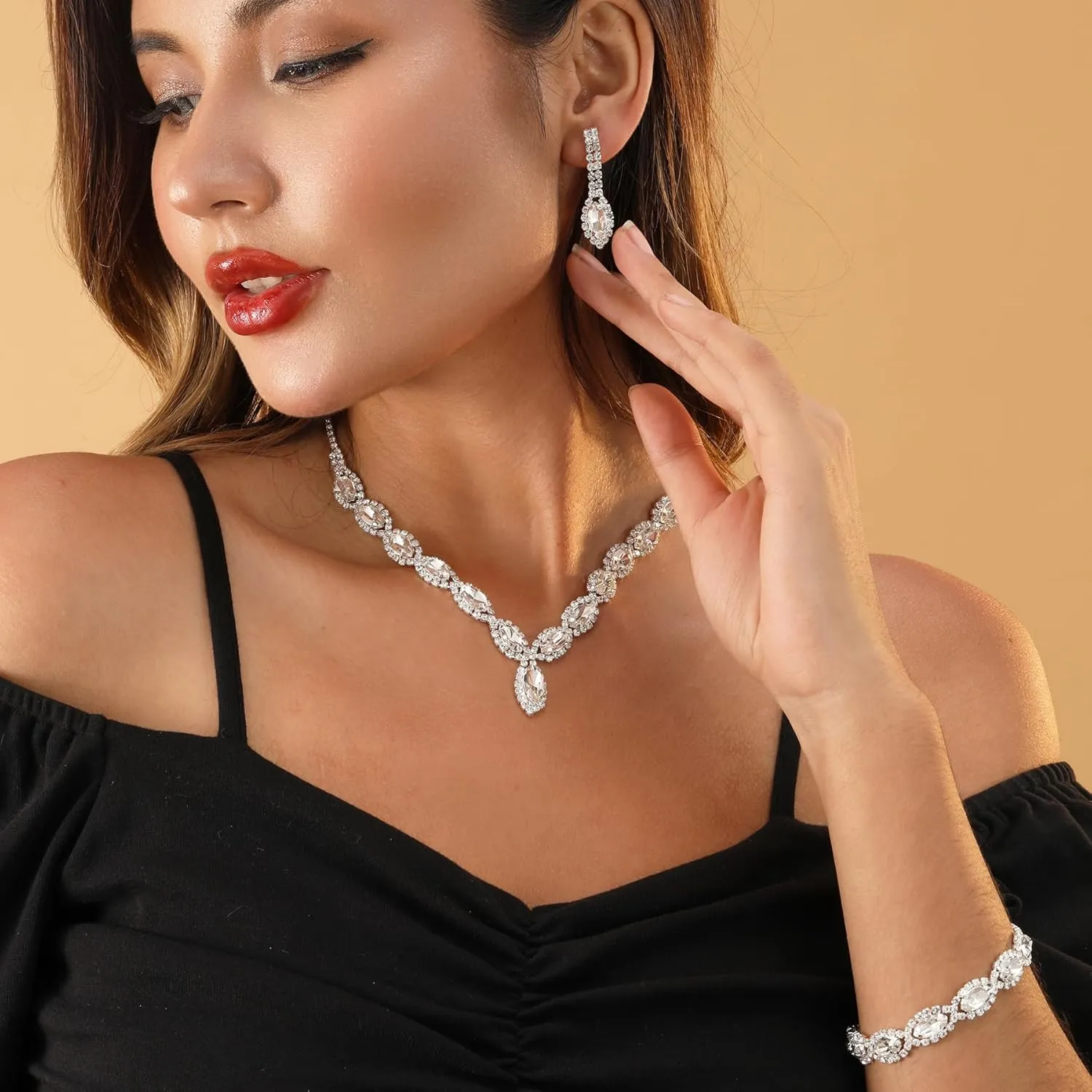 Wedding Jewelry Sets for Brides Rhinestone Jewelry Set for Women Silver Bridesmaid Jewelry Set Silver Prom Jewelry Crystal Rhinestone Necklace for Women Bride Necklace for Wedding Day