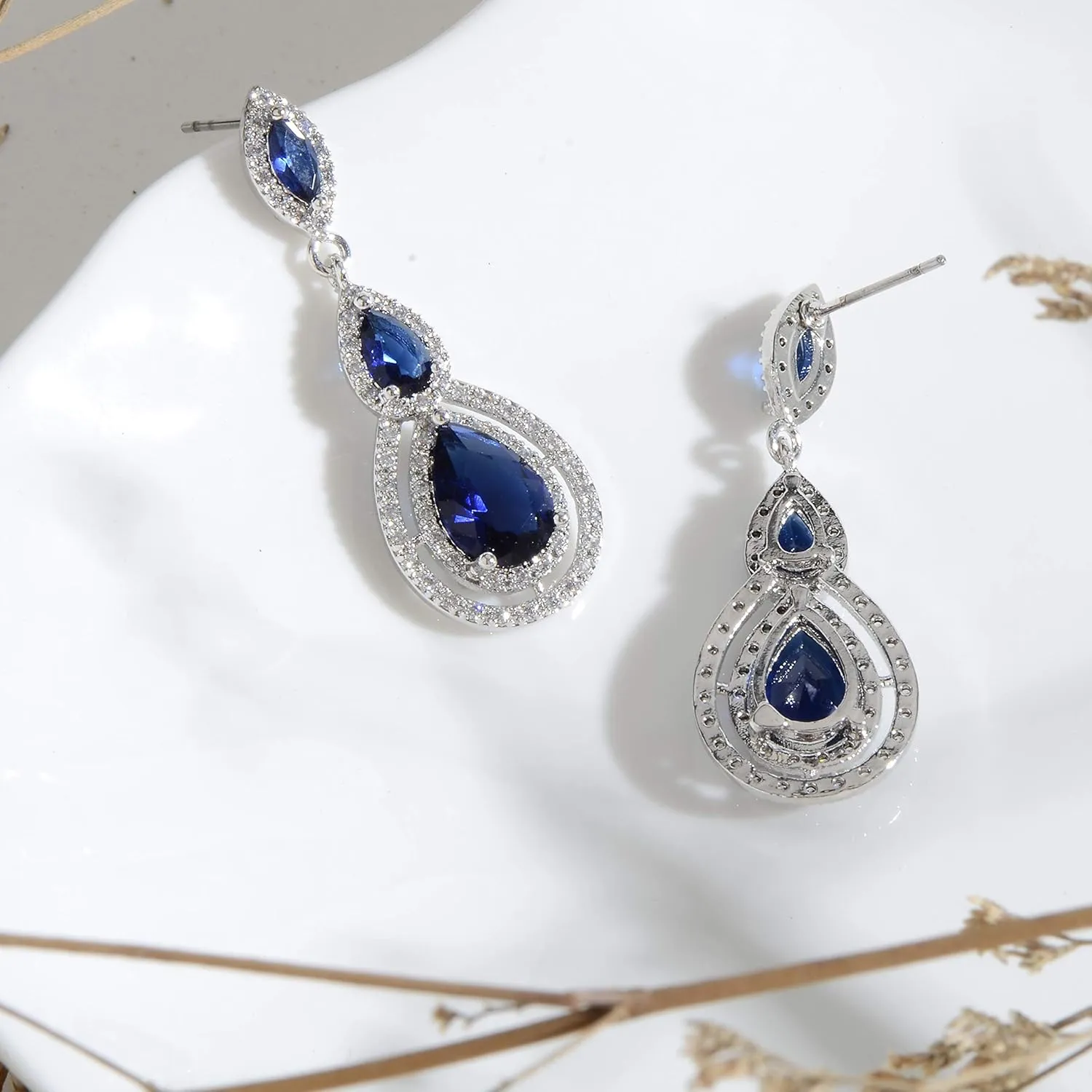 Women's Cubic Zirconia Bridal Earrings - Elegant Long Wedding Party Prom Earring for Bride Bridesmaids Crystal CZ Rhinestone Chandelier Statement Dangle Drop Earrings for Women