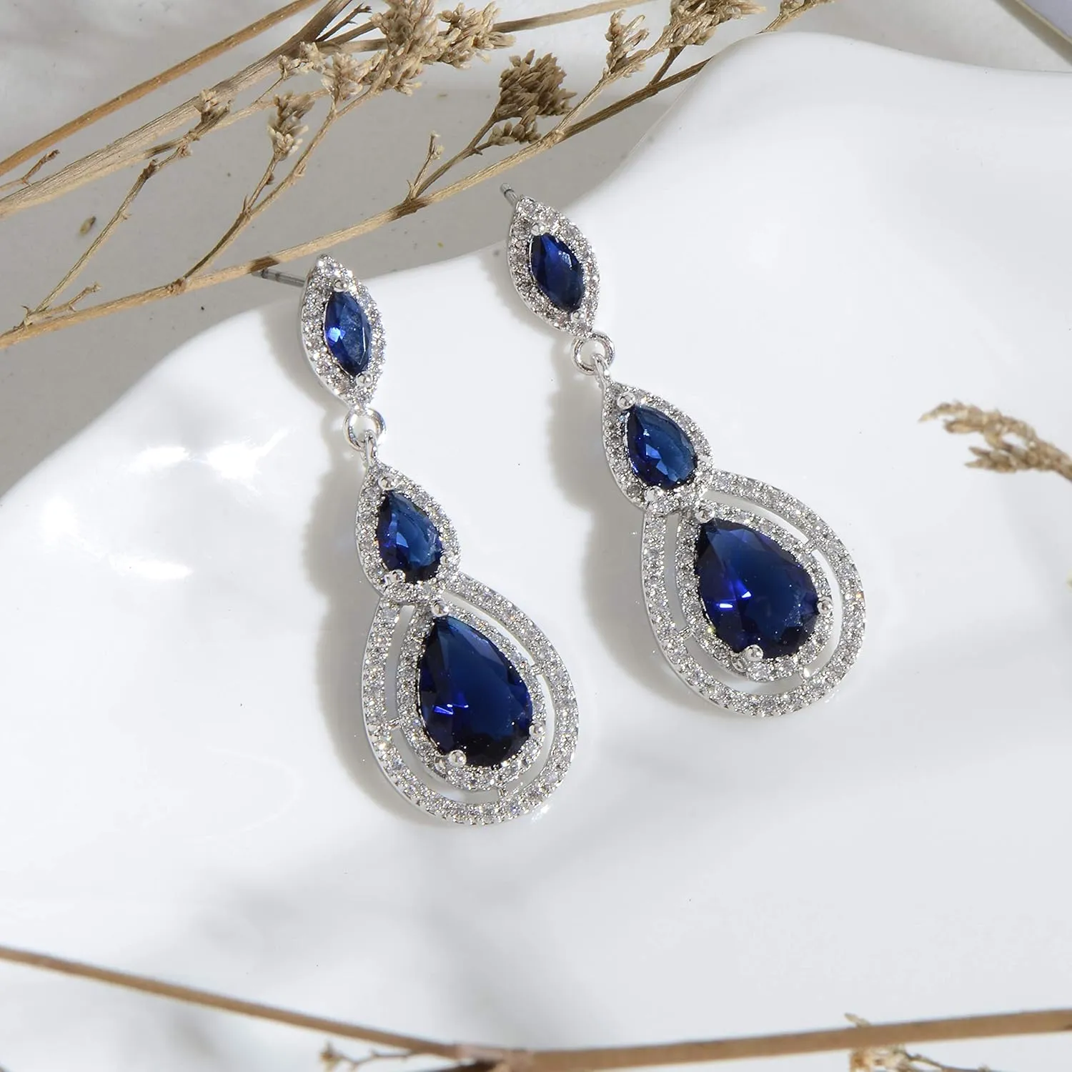 Women's Cubic Zirconia Bridal Earrings - Elegant Long Wedding Party Prom Earring for Bride Bridesmaids Crystal CZ Rhinestone Chandelier Statement Dangle Drop Earrings for Women