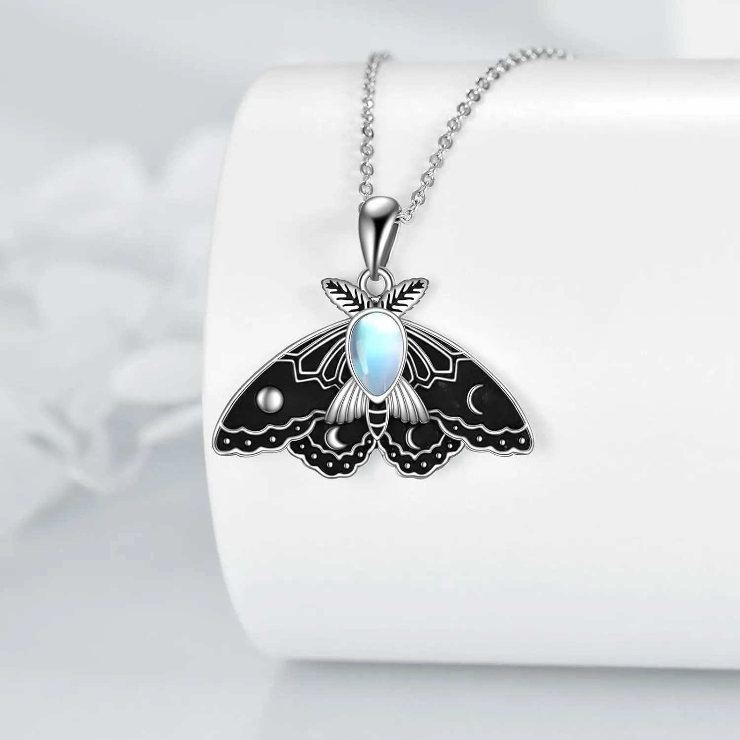 YAFEINI Bee/Panda/Cow/Fox/Owl/Moth/Cat/Dolphin/Otter/Penguin/Phoenix/Unicorn/Axolotl Necklace Sterling Silver Animal Lover Gift for Women Cute Animal Jewelry
