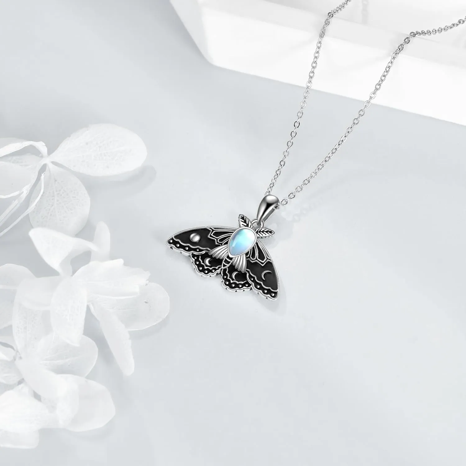 YAFEINI Bee/Panda/Cow/Fox/Owl/Moth/Cat/Dolphin/Otter/Penguin/Phoenix/Unicorn/Axolotl Necklace Sterling Silver Animal Lover Gift for Women Cute Animal Jewelry