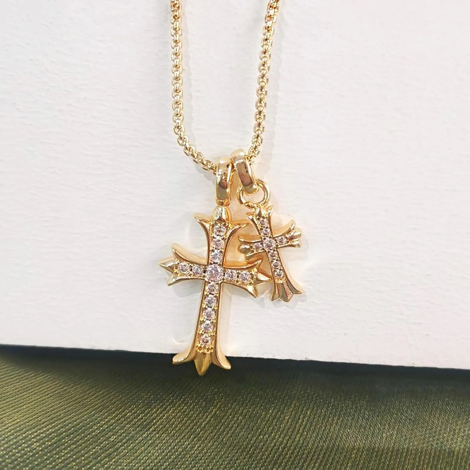 Zeffy Cross Necklace for Women,18K Gold/Silver Plated Tiny Cubic Zirconia Cross Pendant Necklace for Women Simple Layered Cross Necklaces for Women